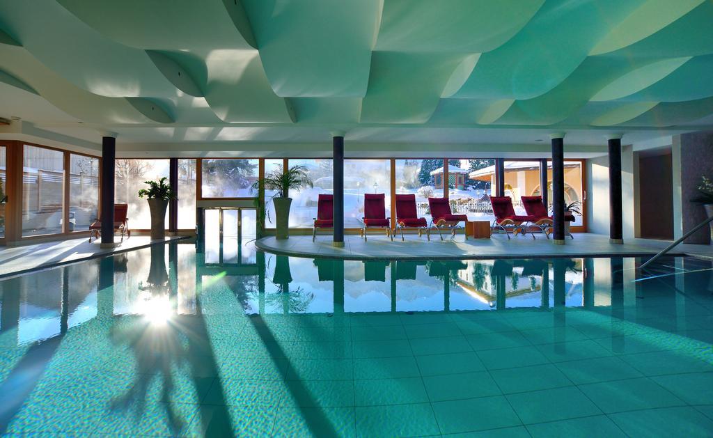 Mirabell Dolomites Hotel - Luxury Ayurveda & Spa Valdaora Esterno foto